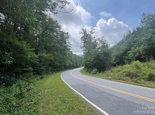 999 Silver Creek Rd, Mill Spring, NC 28756