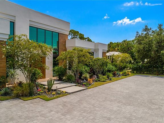 2nd image of 6616 Trail BLVD