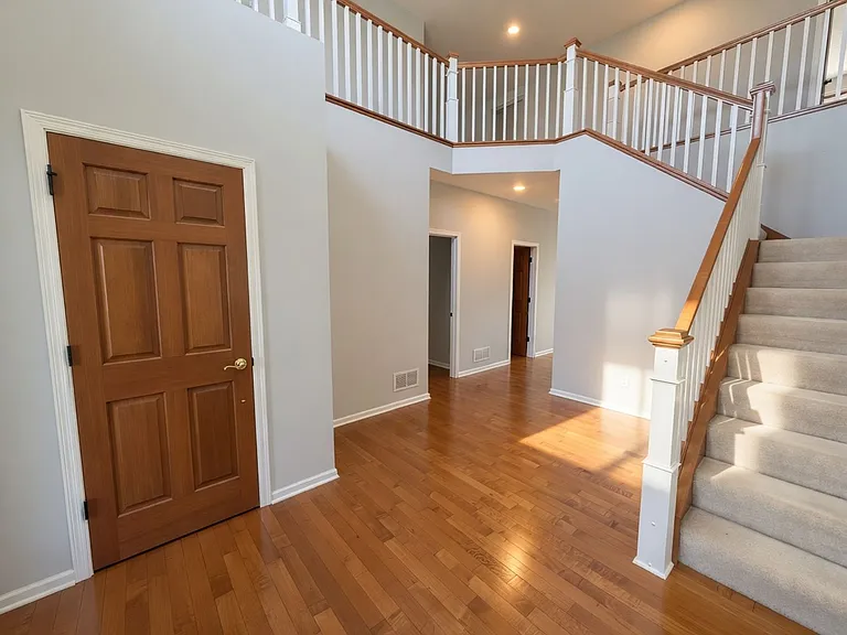 1443 Bethesda Cir — Photo 5