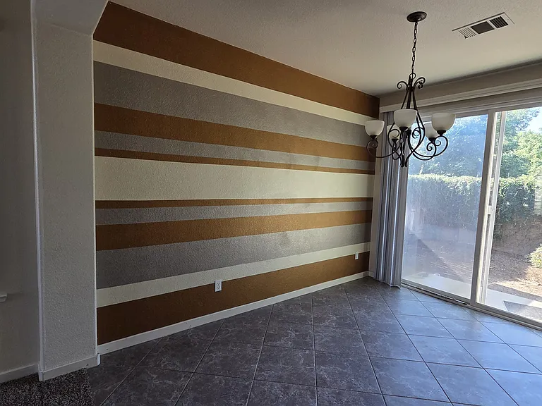 1350 Belmont Dr — Photo 9