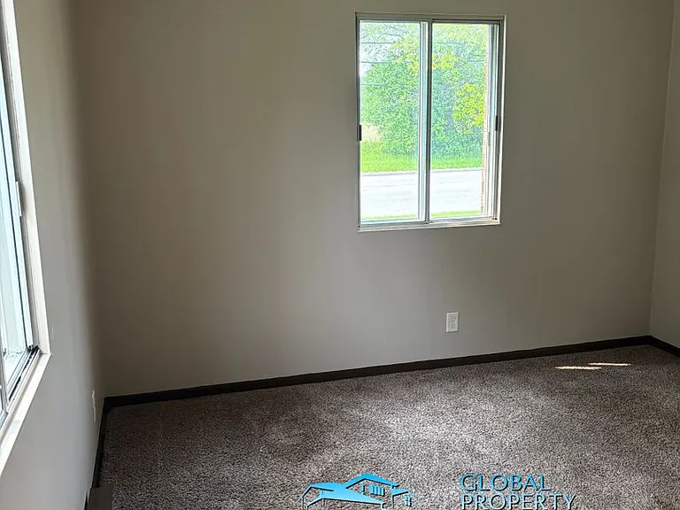 9047 15th Ave — Photo 38