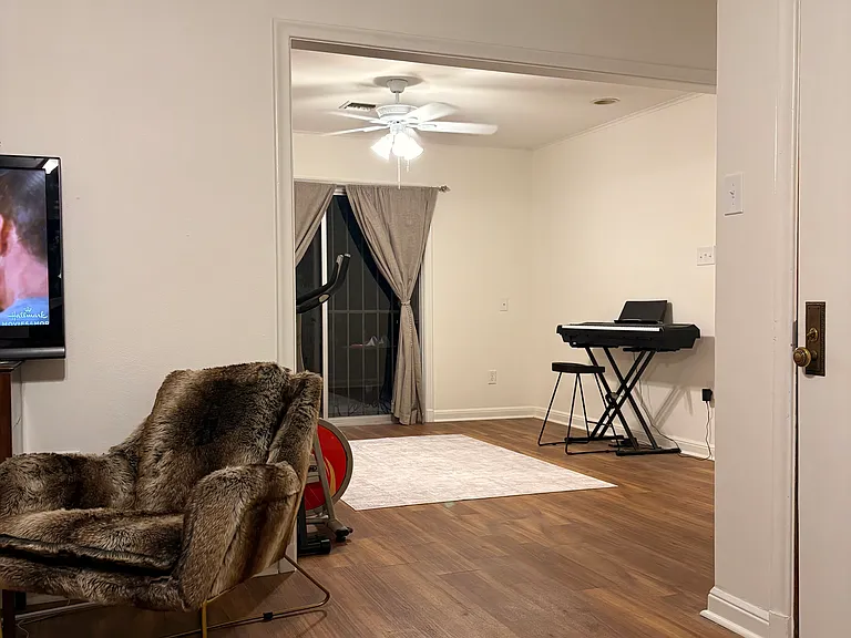 3025 Jefferson Ave — Photo 9