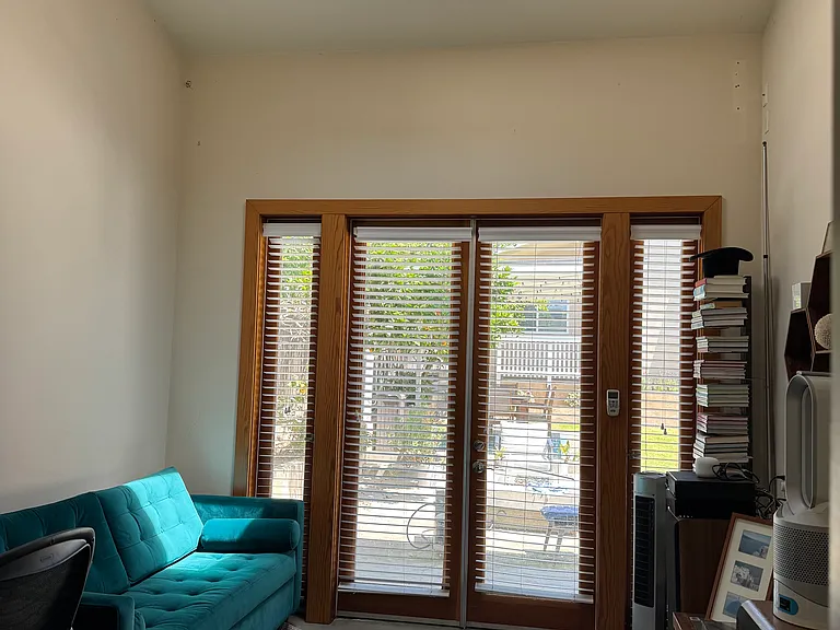 1740 Mathews Ave — Photo 32