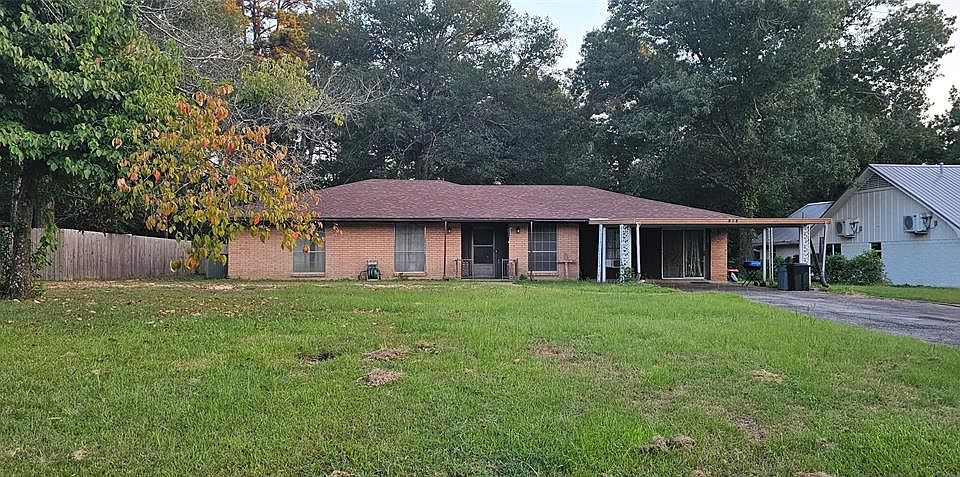 1st image of 908 Mimosa Dr