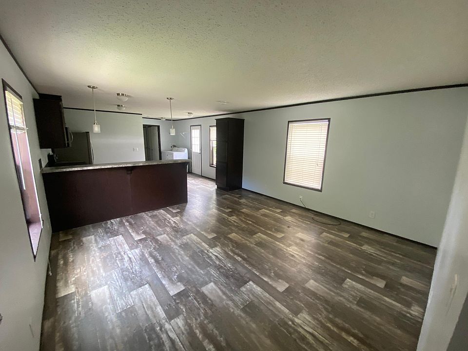 2nd image of 8787 Acacia Ct #124