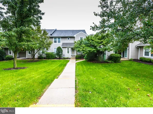 808 Reading Ct, West Chester, PA 19380