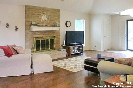 2nd image of 9131 Windgarden Circle