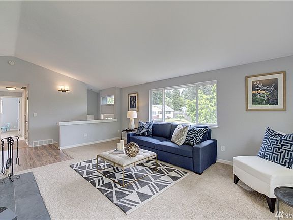 2nd image of 3509 Sylvan Dr W