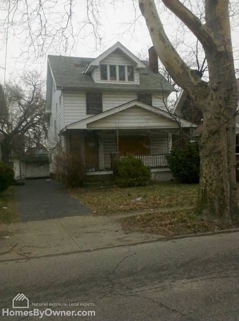 1st image of 11901 Castlewood Ave