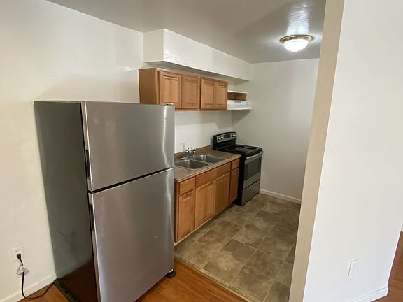 3rd image of 3671 Spruce Ave #11424160