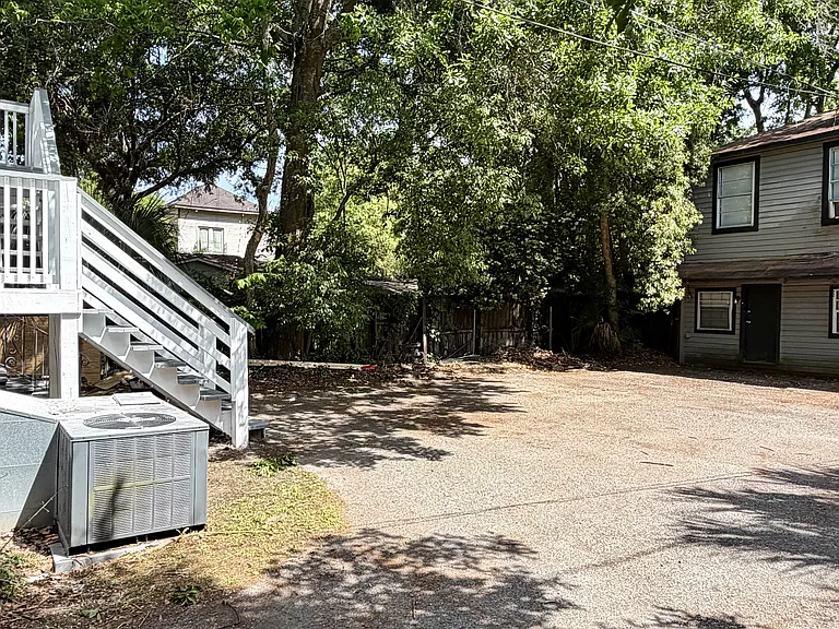 1223 Elmira St #A — Photo 4