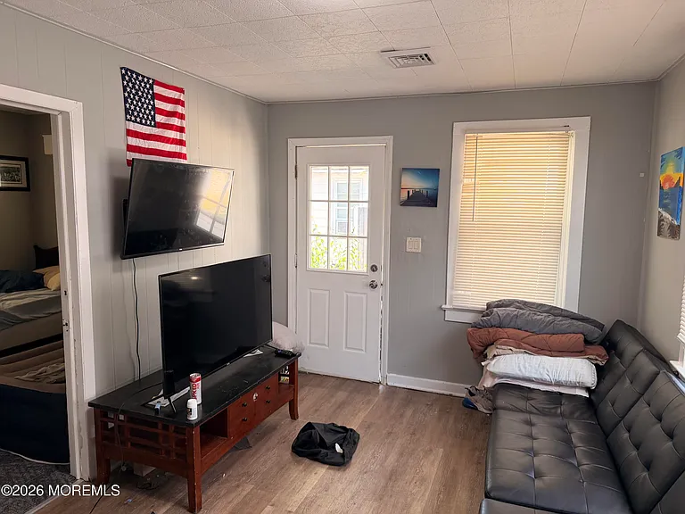 1710 B St #BACK HOUSE — Photo 4