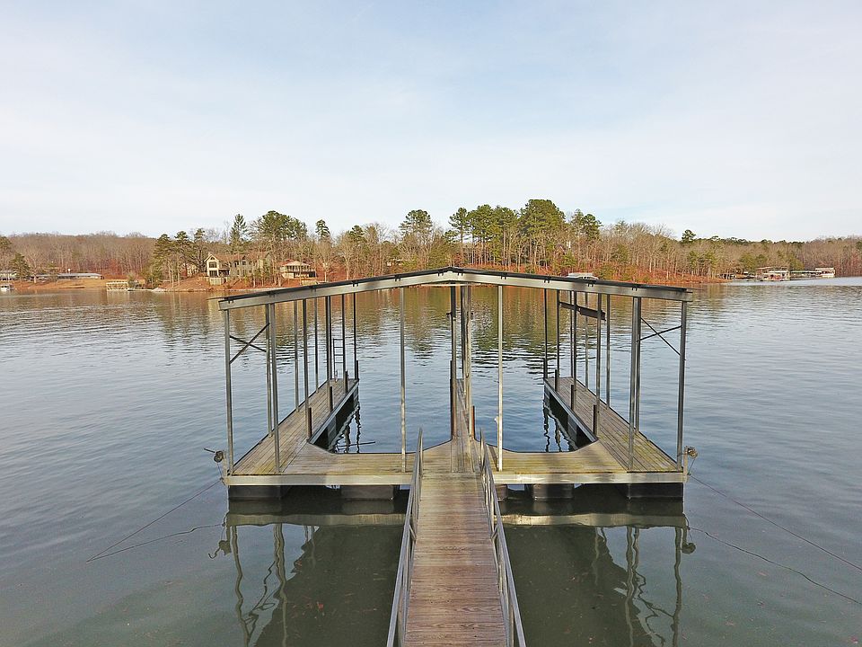 1st image of 7315 Nichols Cove Dr