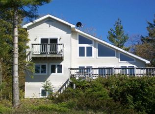 36835 Allens Lakeview Rd, Beaver Island, MI 49782