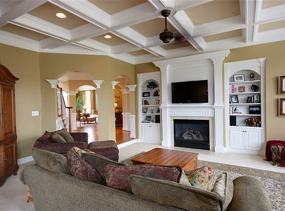 4th image of 10912 Shallow Creek Dr