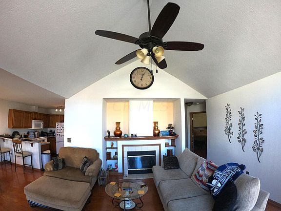 3rd image of 7823 Meadowlark Ln N