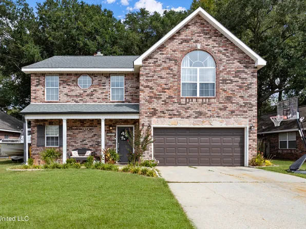 2118 McKenzie Ct, Biloxi, MS 39532