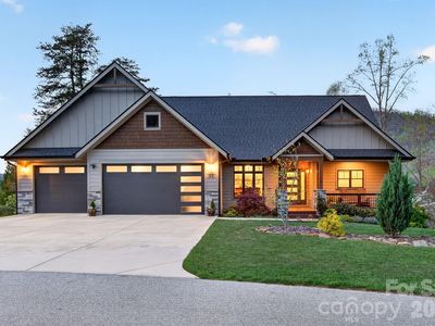 77 Village Pointe Ln, Asheville, NC, 28803