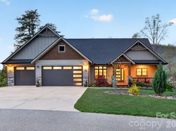 77 Village Pointe Ln, Asheville, NC 28803
