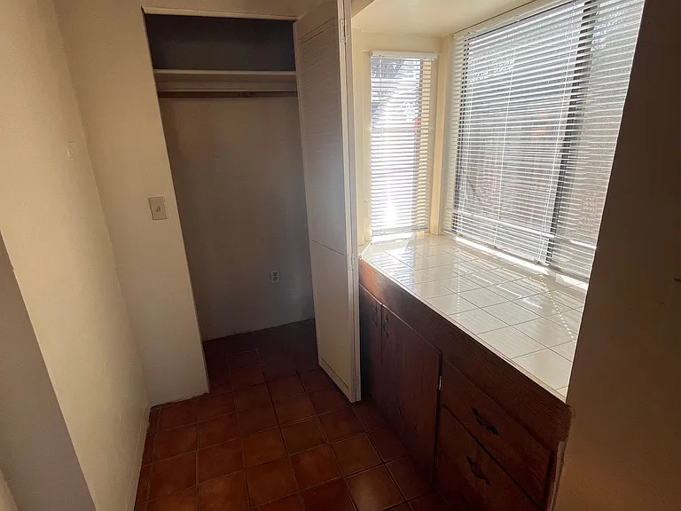 2301 N Northway Ave #10 — Photo 8