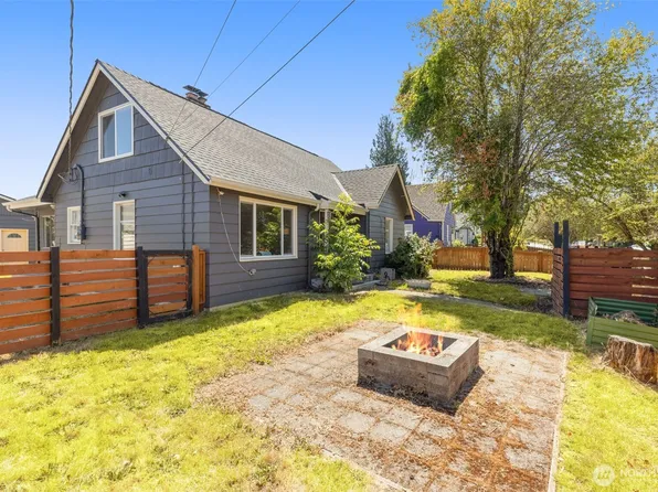 11214 Cornell Avenue S, Seattle, WA 98178