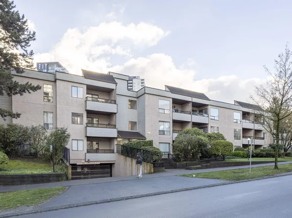 13344 102a Ave #309, Surrey, BC V3T 5J7