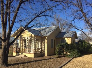 513 N Austin St, Marfa, TX 79843