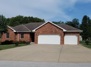 318 Holly Dr, Buffalo, MO 65622