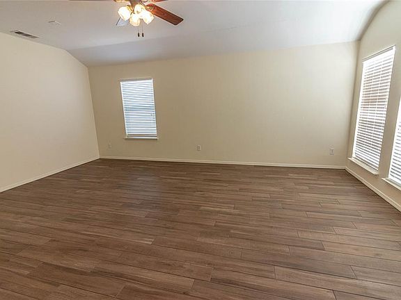 2nd image of 128 Angelina Dr