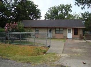 505 1st St, Navasota, TX 77868