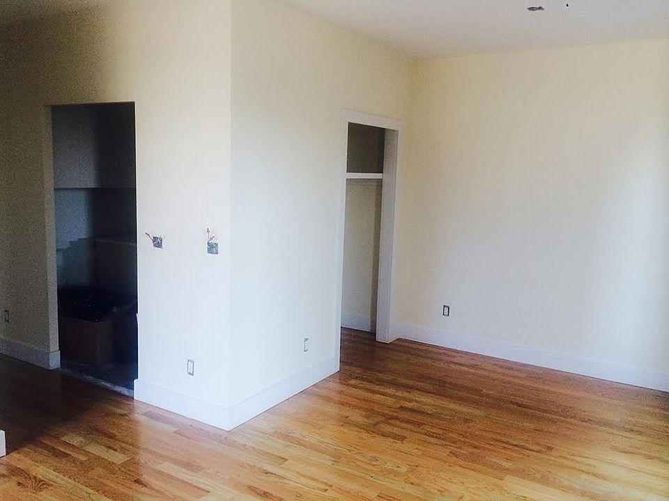 2nd image of 4505 Davis St APT 2R