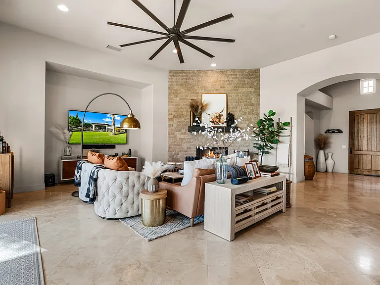 56738 Palms Dr — Photo 5