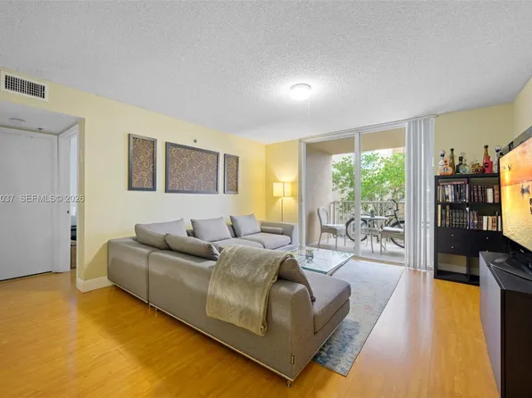 19555 E Country Club Dr #8303, Aventura, FL 33180