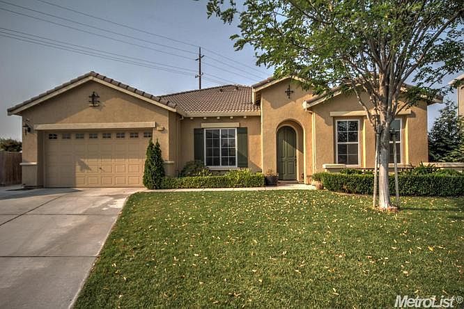1st image of 1779 Huerto Pl