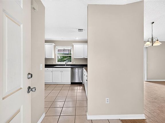 5th image of 8620 SE 166TH BIRCHBROOK LOOP