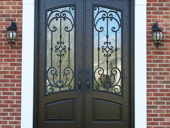 4th image of 606 W Hanna Ave