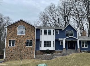 16 Marliene Rd, Long Valley, NJ 07853