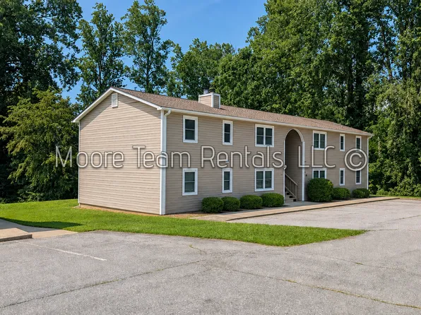 Fairfield Apartments - Building #9, 141 Tennis Ranch Rd #C77e8a710, Hendersonville, NC 28791
