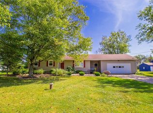 5195 Beach Rd, Medina, OH 44256