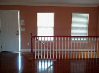 6 Edwards Ct, Johnson City, TN 37601