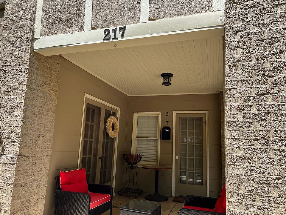 217 Allensworth St, San Antonio, TX 78209 Zillow