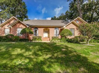 3653 Crimson Oaks Dr, Jacksonville, FL 32277