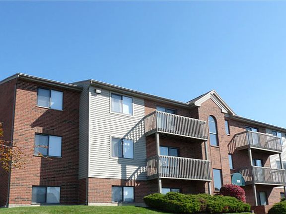 3rd image of 261 Fieldstone Dr #22008