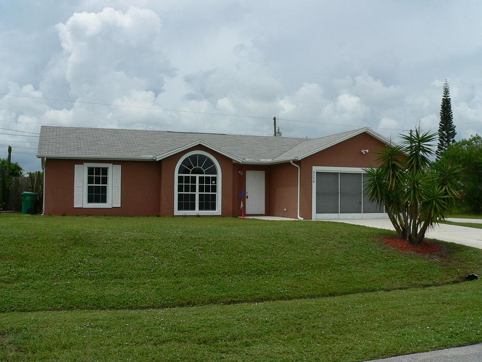 1st image of 4398 SW Calah Cir