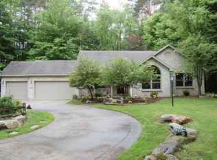 10518 Valley Ct, Stanwood, MI