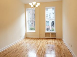 37 W 75th St #1F, New York, NY 10023