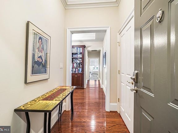 2nd image of 10401 Strathmore Park Ct APT 404