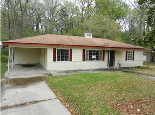 228 Hillside Dr, Vicksburg, MS 39180