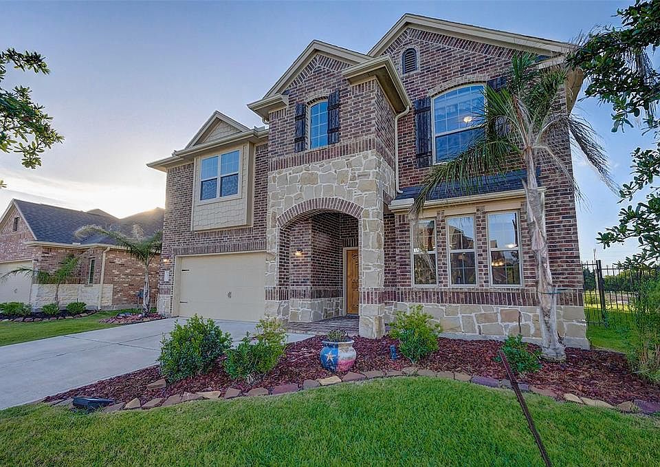 1st image of 3902 Catania Bay Ct