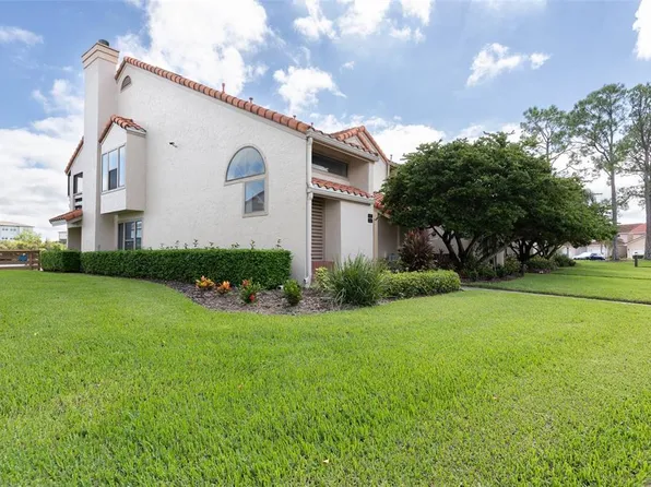 1905 GARDEN LAKE DRIVE, WINTER HAVEN, FL 33884
